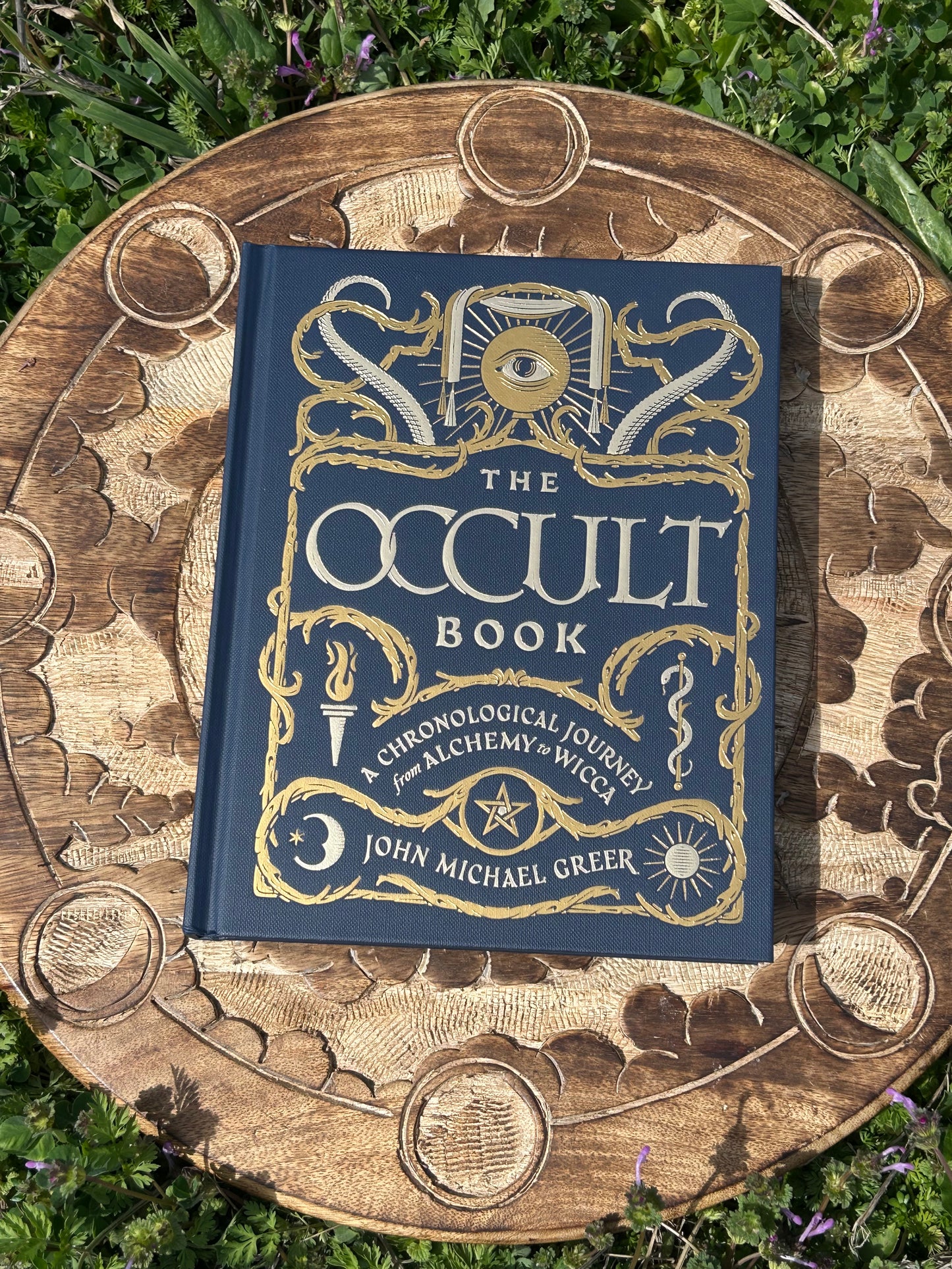 The Occult Book: A Chronological Journey from Alchemy to Wicca by John Michael Greer