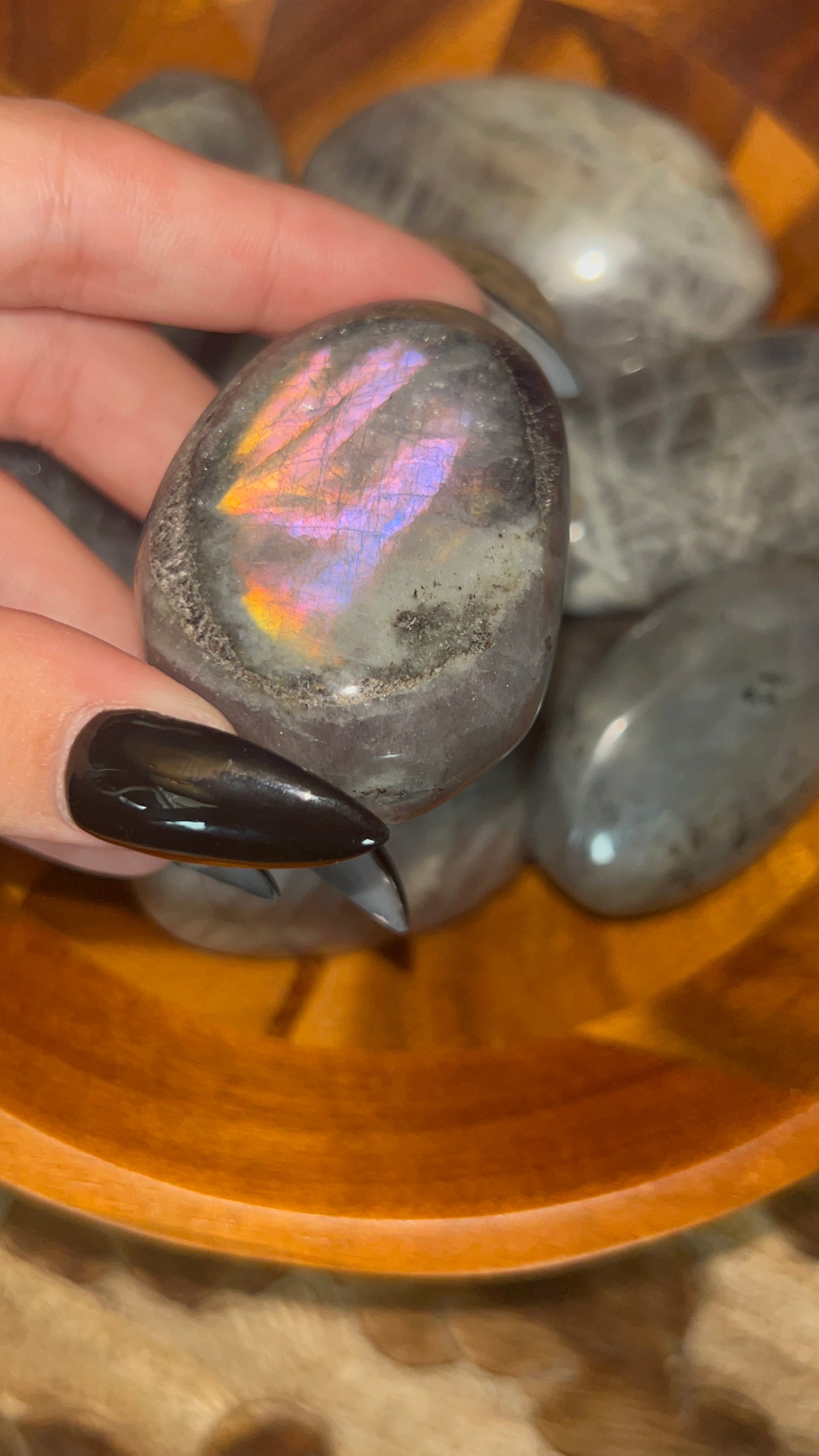 Sunset Labradorite Palmstones 🌅